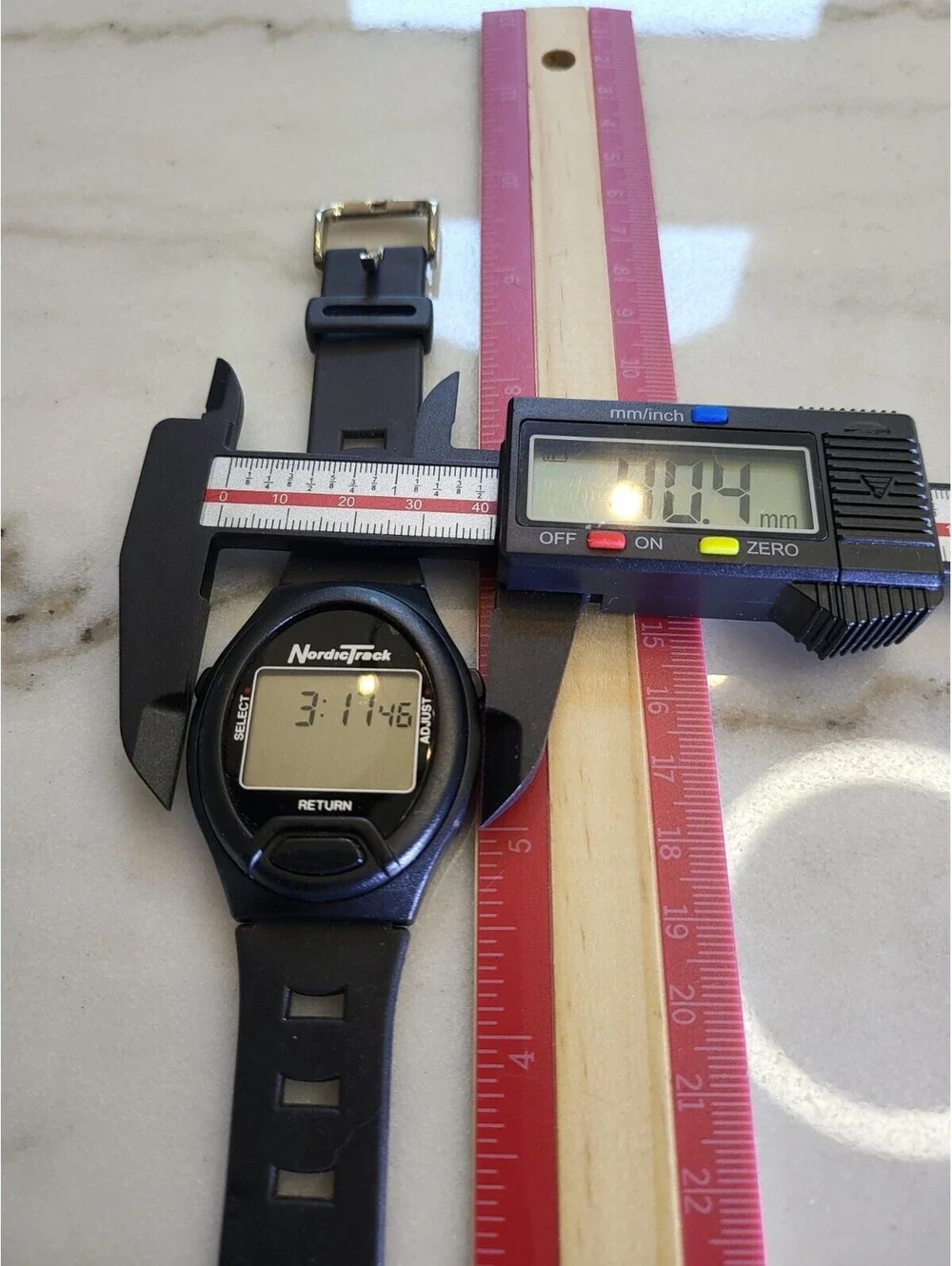 Nordic Track 911 Digital Watch Quartz Black Rubber Band WR New Bat Works Great